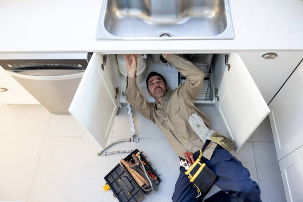 Best Emergency Plumber  in Clearlake Oaks, CA